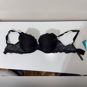 34DD Victorias Secret Bra